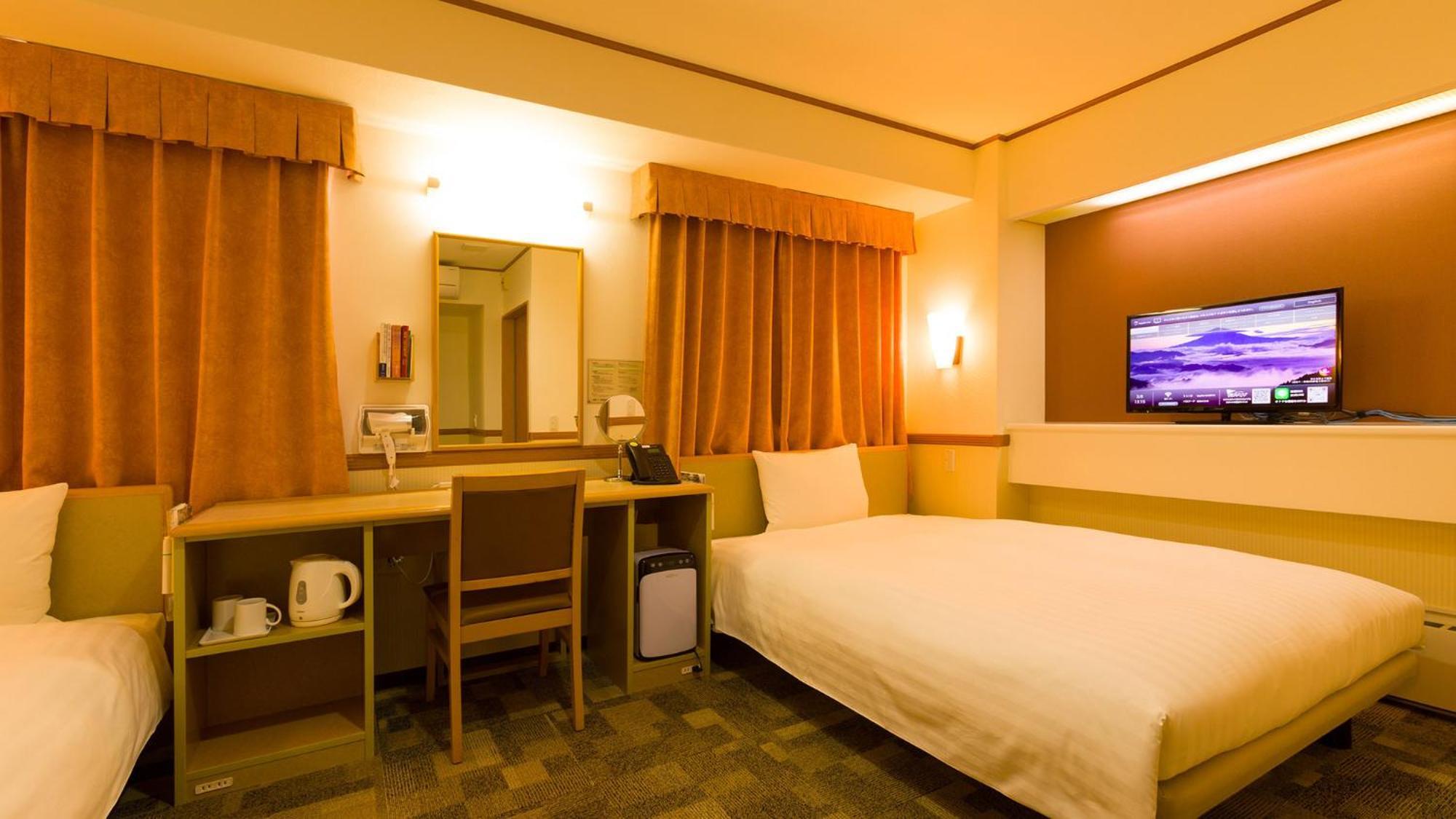 Toyoko Inn Aizuwakamatsu Ekimae Rum bild